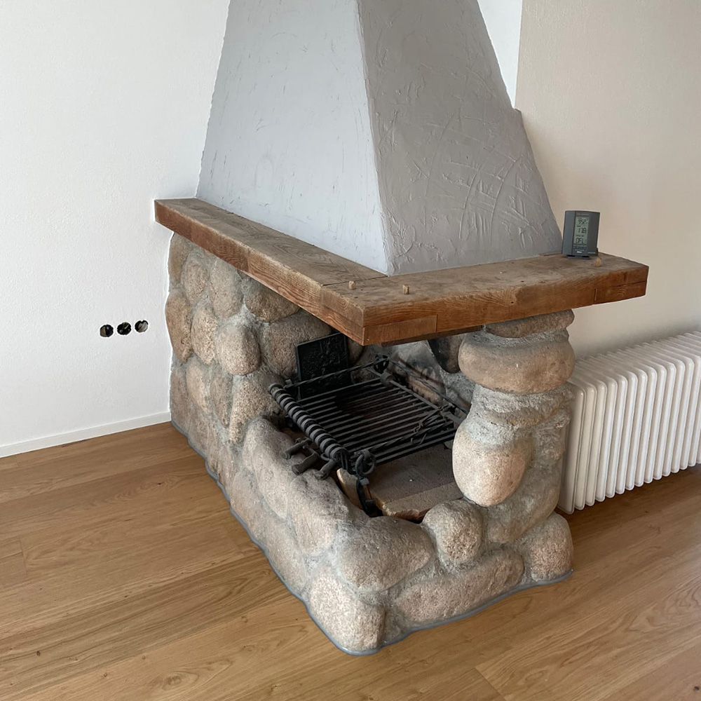 Anschlussfuge Kaminofen Holz